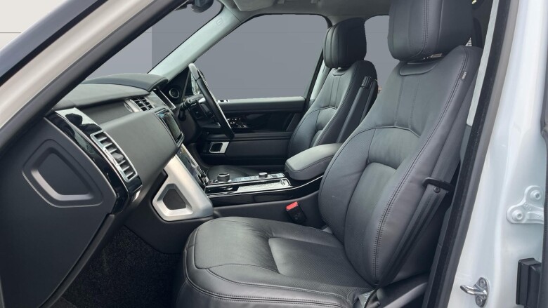 Land Rover Range Rover 3.0 D300 Westminster Black 4dr Auto Diesel Estate